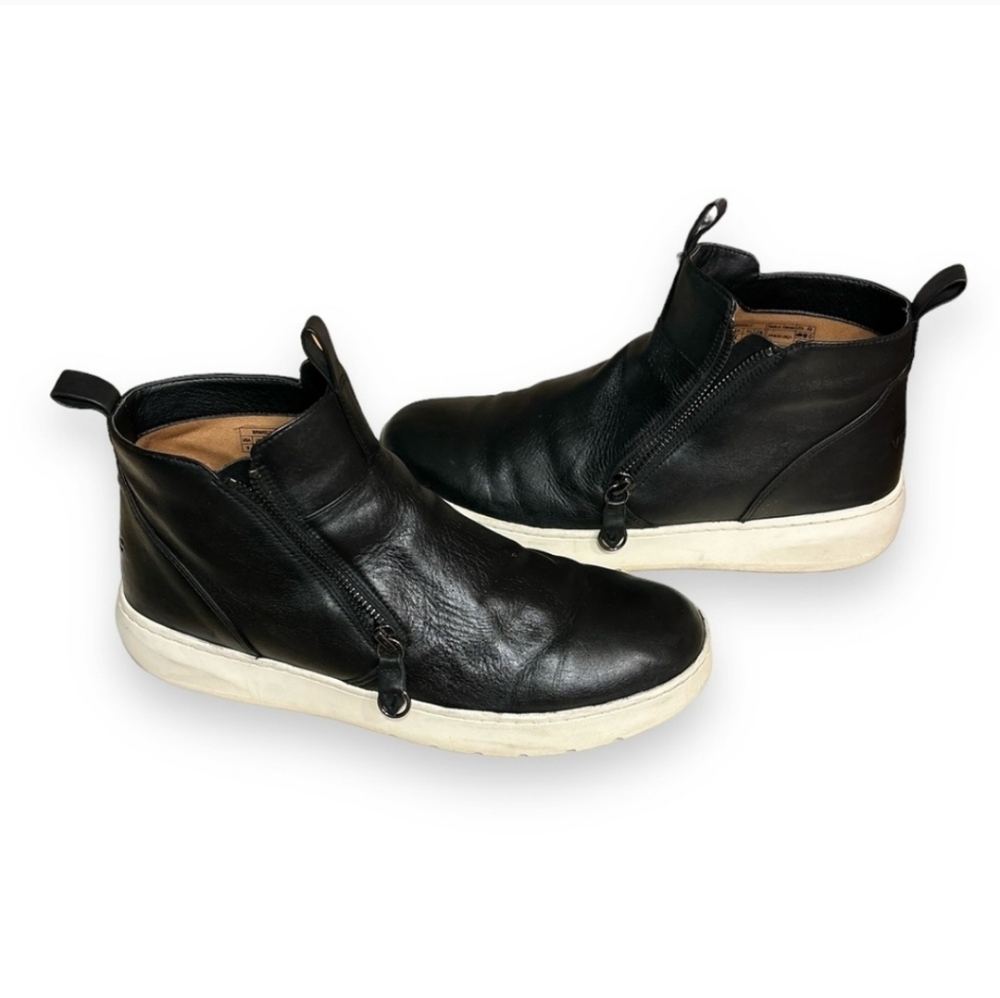 VIONIC Brinkely Women's Slip-on Side Zip Boot Black Nappa Leather